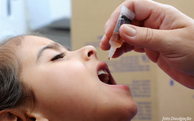 Americana prorroga campanha de vacinação contra a poliomielite