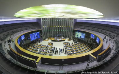 Câmara aprova novas regras para seguro obrigatório de veículos