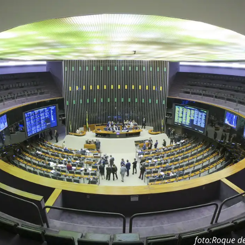 Câmara aprova novas regras para seguro obrigatório de veículos