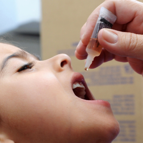 Americana prorroga campanha de vacinação contra a poliomielite